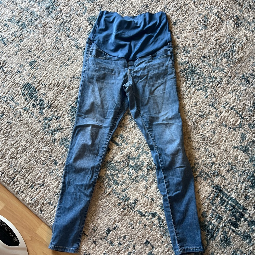 Women's Blue High-Waisted Jeans